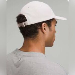 Lululemon Athletica Days of Shade Cap NWOT